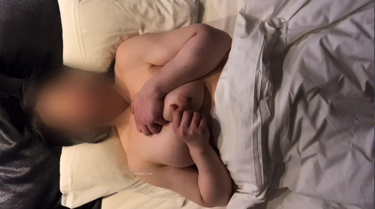 1Pondo 121623_001  メンズ専用エステティシャン 百多えみり